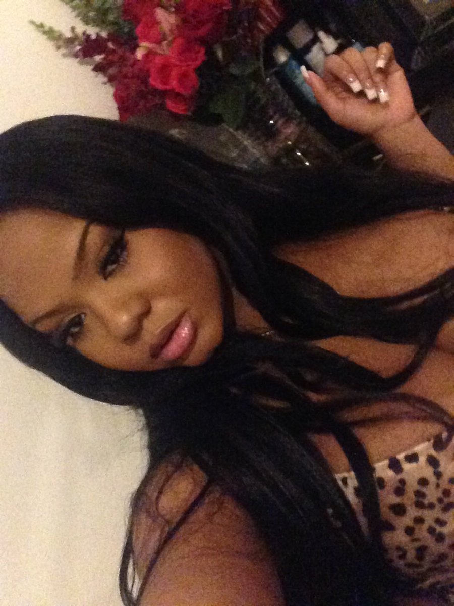 dolleyessss's tweet photo. they don’t do it like this https://t.co/tuwwTl1mn1