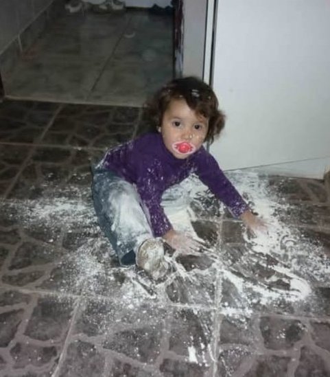 evermore3_'s tweet image. esta merquera maneja la cuenta