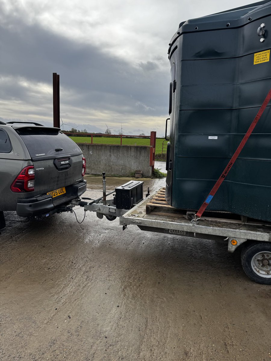 NorthernTanks's tweet image. Loaded up ready to start our #workingweek #diesel #fuelstation #wallsens #upgrade