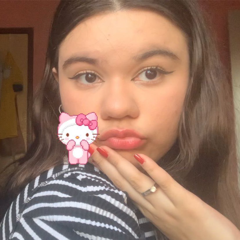 geovanavlr's tweet photo. viciada em me arrumar pra ficar em casa 🐰 https://t.co/Pa7aHGdkSH