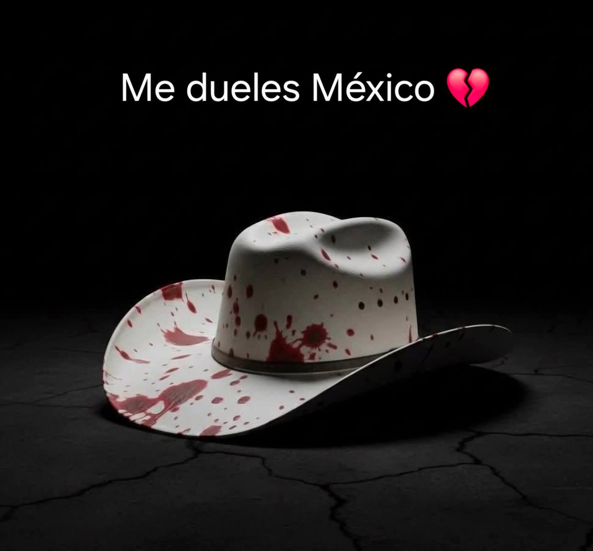 <a href="/CarlosLoret/">Carlos Loret de Mola</a> <a href="/latinus_us/">Latinus</a>