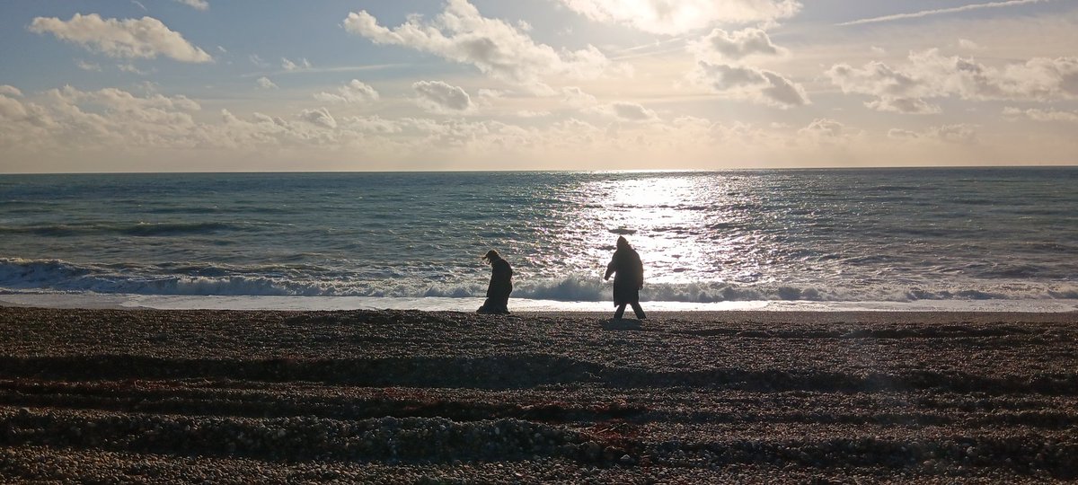 A wander at Seaford seafront after a day of doing very little. Wonderful!