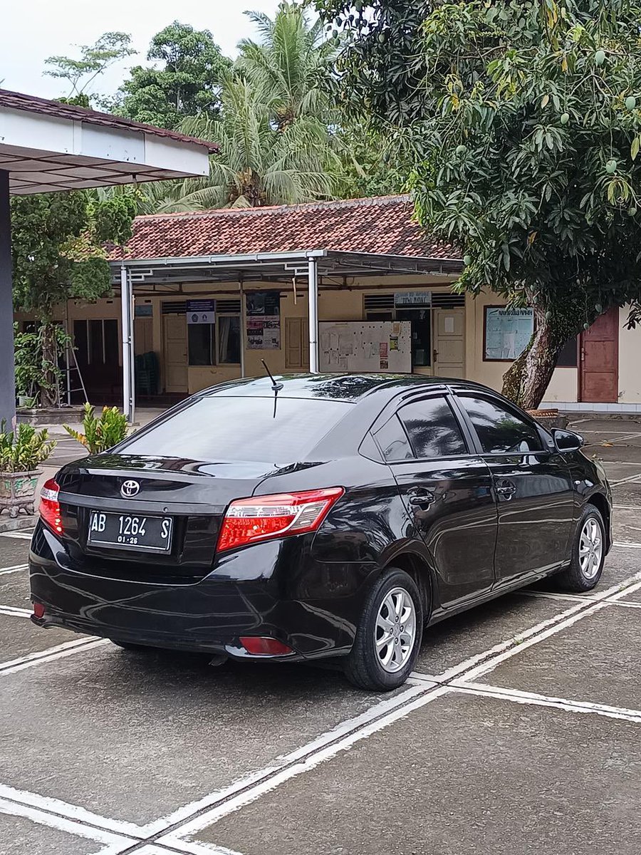bmbng689's tweet photo. Bismillah

Dijual Vios Limo 2015 AB Kota

Pajak Hidup Atas Nama Perorangan
Mesin Sehat
Cat Mulus
Bodi Utuh
AC Dingin
Audio Mantep
Power Stering Normal
Kaki Kaki Nyaman
Ban D/B Tebal

Kelengkapan
BPKB &amp; STNK

Lokasi Kulon Progo
Harga 77 juta nego 
#mobilbekas #toyotavios #jogja24 https://t.co/Hr5cabce2E