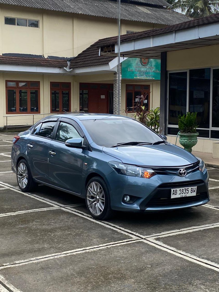 bmbng689's tweet photo. Bismillah
Dijual Vios Limo 2013 AB Bantul
Pajak Hidup Ful apgred
Harga 79.5 Juta Nego
lok Jogja barat cp 0881 2792 413
#vios #toyotavios #mobilbekas #masukberanda #TOYOTAARENATOKYO https://t.co/g900irxcDu