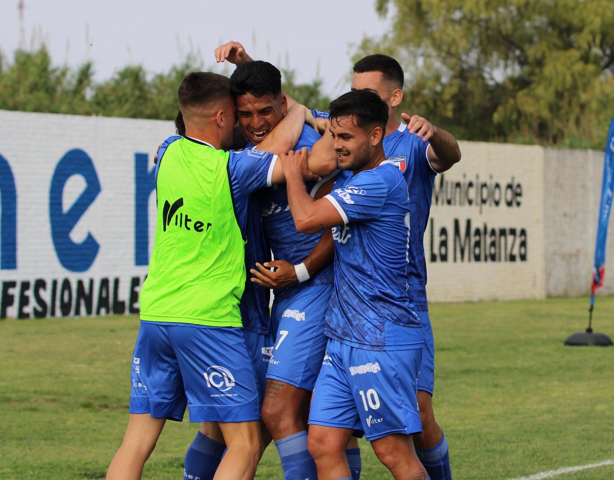 🔚 ¡FINAAAAL DEL PARTIDO!  

💥 TRIUUUUUNFAZO DE ITALIANO  

💪🏻 Con mucho carácter, el Tano dio vuelta el resultado y venció 3-1 a Liniers en condición de visitante 👊🏻 
 
⚽️ Iván Bifiguer, Emilio Porro y Emiliano Mozzone fueron los autores de los tantos. 

📷 Agostina Riccitelli