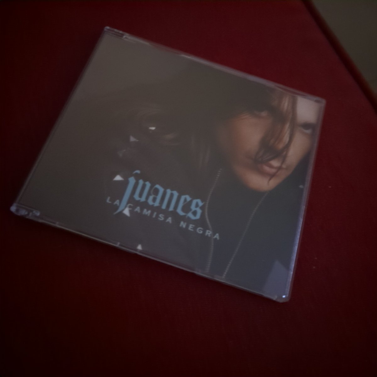 Hatte diese CD einfach so im Briefkasten. Ohne Nachricht oder sowas. Was bedeutet das ?