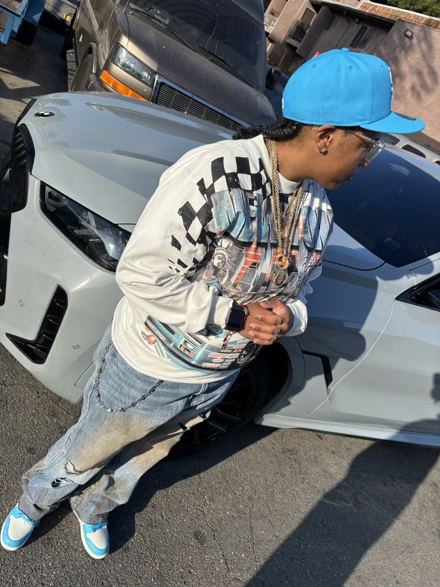 One1Wint_'s tweet photo. No im not Stinggy , I got ✌🏼 bitches sharing me 🤩🩵 https://t.co/CpcI92X3wM