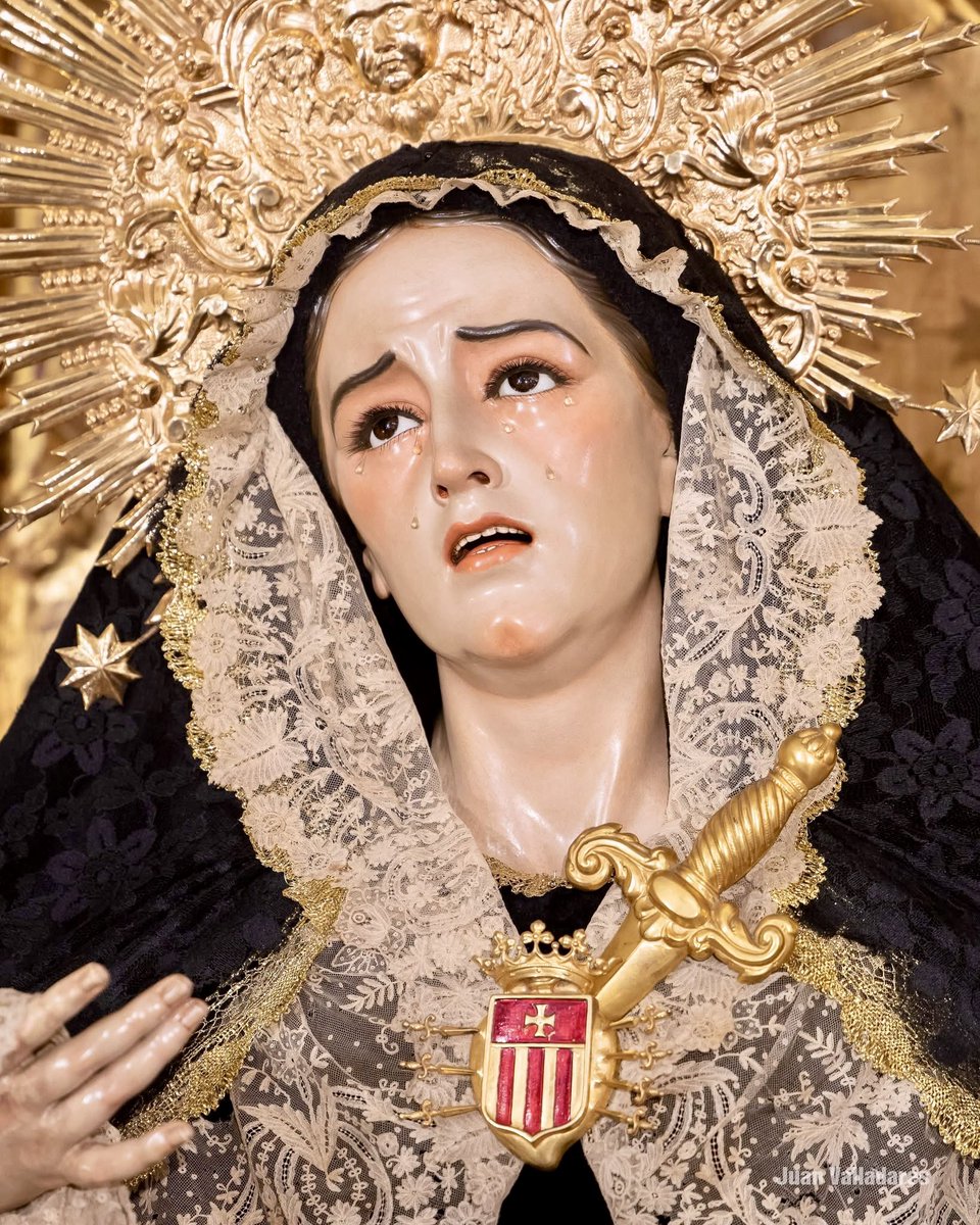 PilatusEgoSum's tweet image. Desde la Roma Sevillana, desde la Sevilla Romana, buenas noches a todos los cofrades del mundo. Soñad con la Gloria. 

📷 Juan Valladares 

#HermandadDeJesusDespojado 
#JesusDespojado 
#DoloresYMisericordia 
#ConmemoracionDeLosFielesDifuntos 
#TDSCofrade 
#BuenasNoches