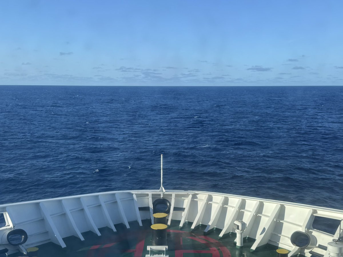 #NASCARXFSMX Desde el océano Atlántico, no me pierdo esta final! Enhorabuena por vuestro enorme trabajo ❤️