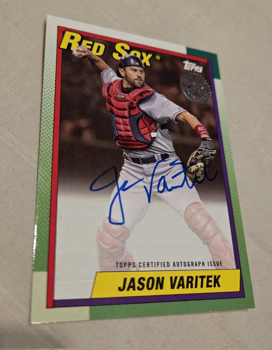 Decided to buy a fat pack of Topps Series 1 from 5 below. Pretty good pull! Autograph of the Captain himself. # 17/50
<a href="/RedSox/">Red Sox</a> <a href="/ladyredsoxxx/">lady red sox</a>