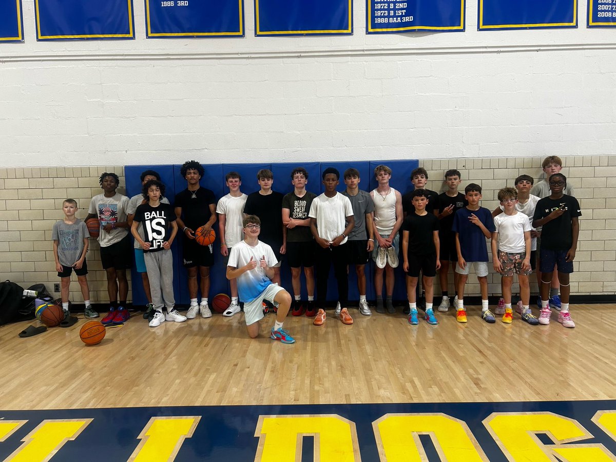 A big shout out to everyone who came through today for our tryouts! We are excited to see some new athletes and some of our returning athletes! We will host a second round of tryouts to finalize our rosters for the spring and summer session on February 8th!