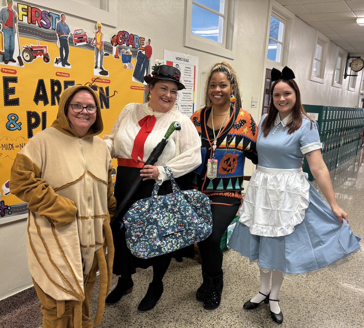 River Oaks IB World School tweet media