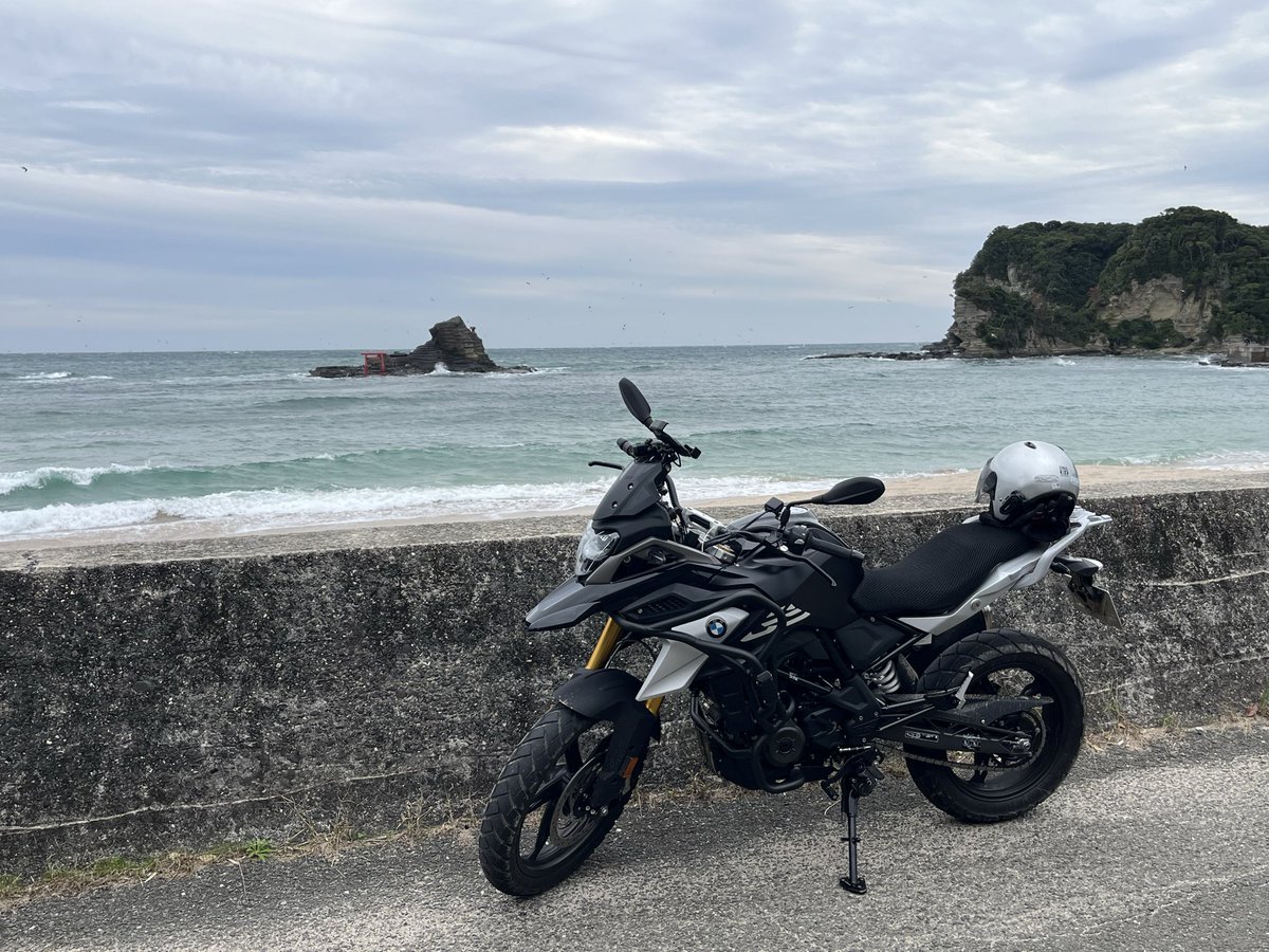 Josh816421969's tweet photo. 6月にバイク購入してから初の2人ツーリング。インカム操作や自分がナビゲーターだったので、ソロツーリングとは違った緊張感がありました。 https://t.co/Em3gKS4Wc4