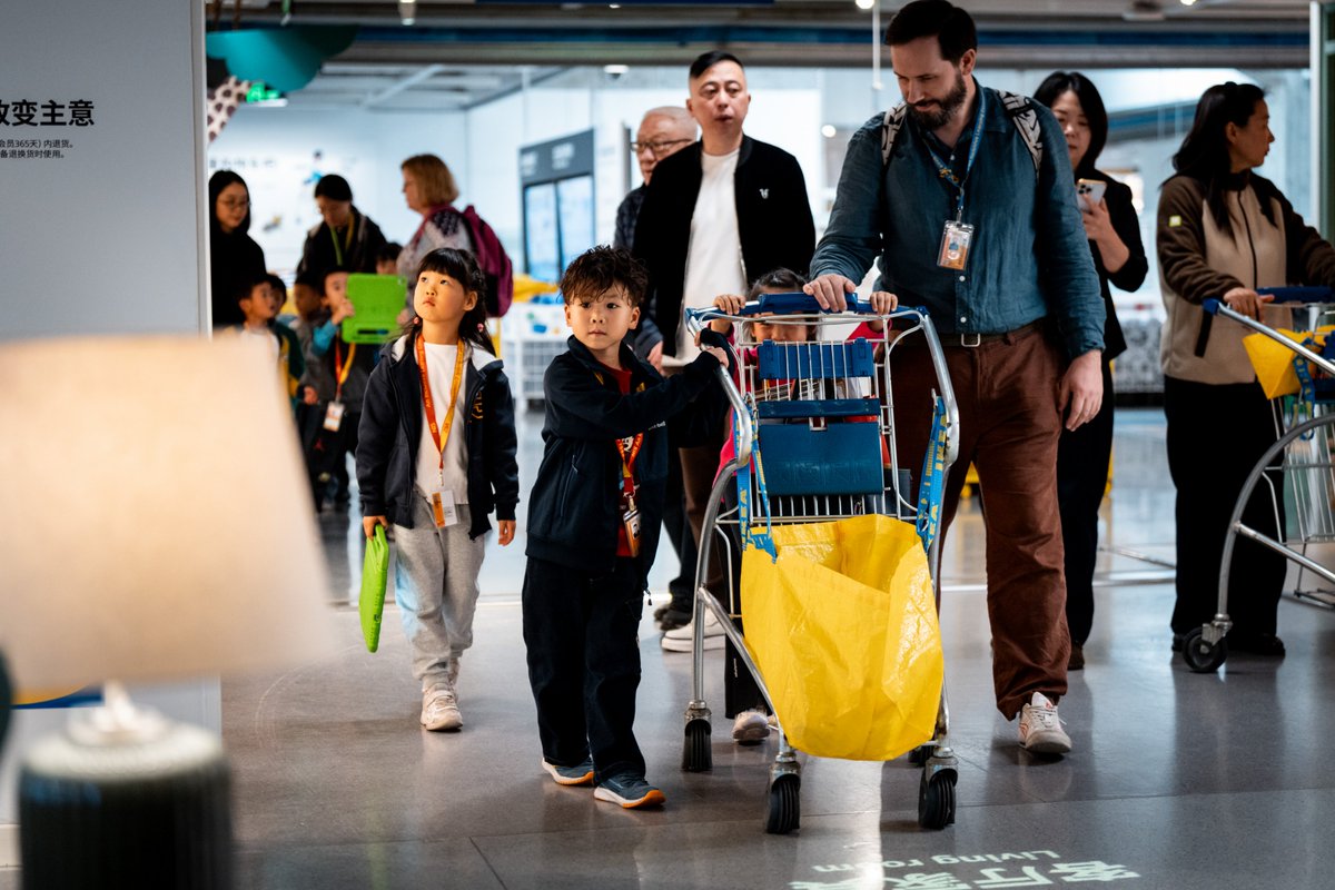 K2 students brought their learning to life at IKEA! Exploring organisation, symbols, and design as part of “How We Organise Ourselves,” they asked questions, made connections, and turned curiosity into creativity through real-world inquiry. nischina.org/news/article/~… #NISInspires