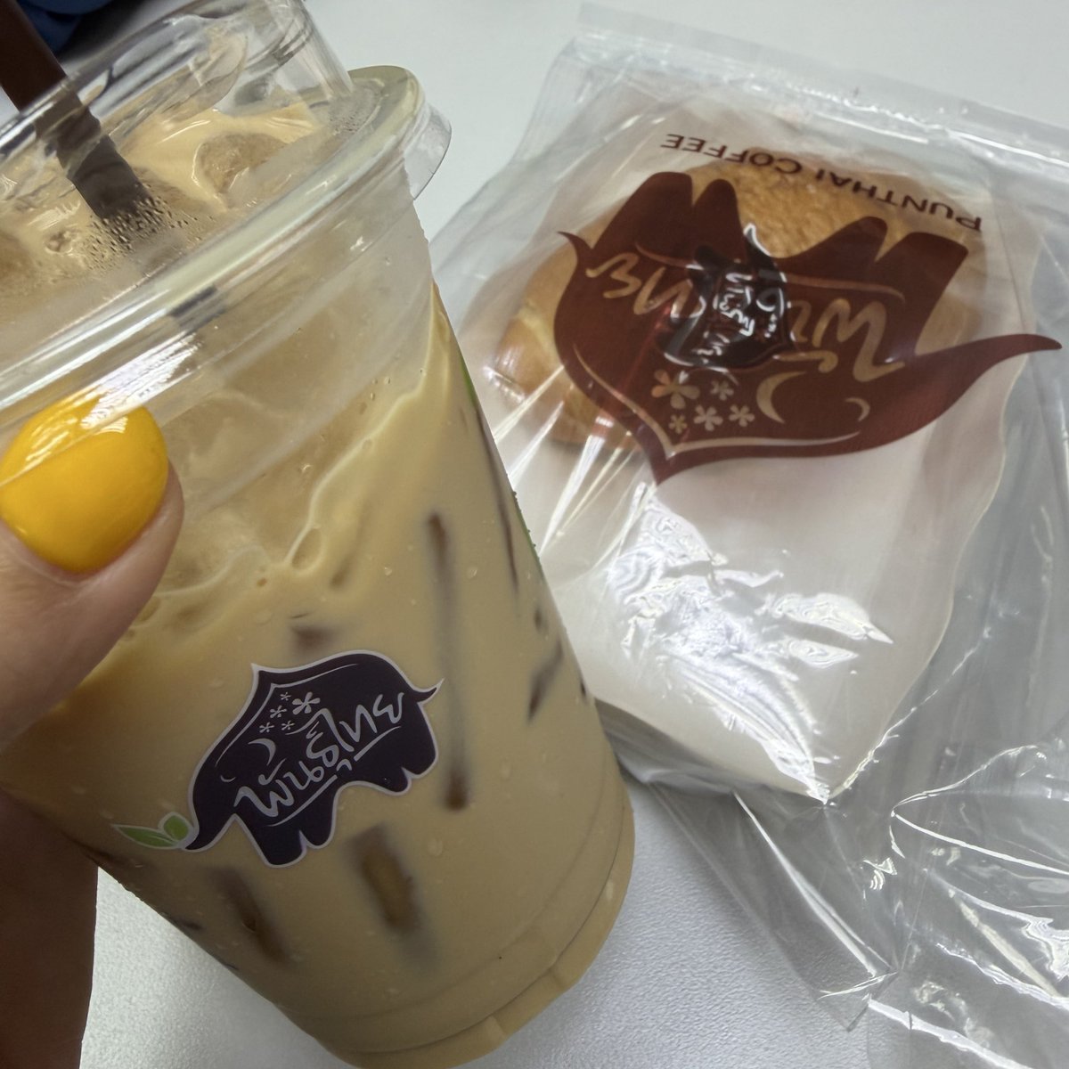 ฉลองหลายฟินด้วยพี่ไทย อิอิ🩵🩷