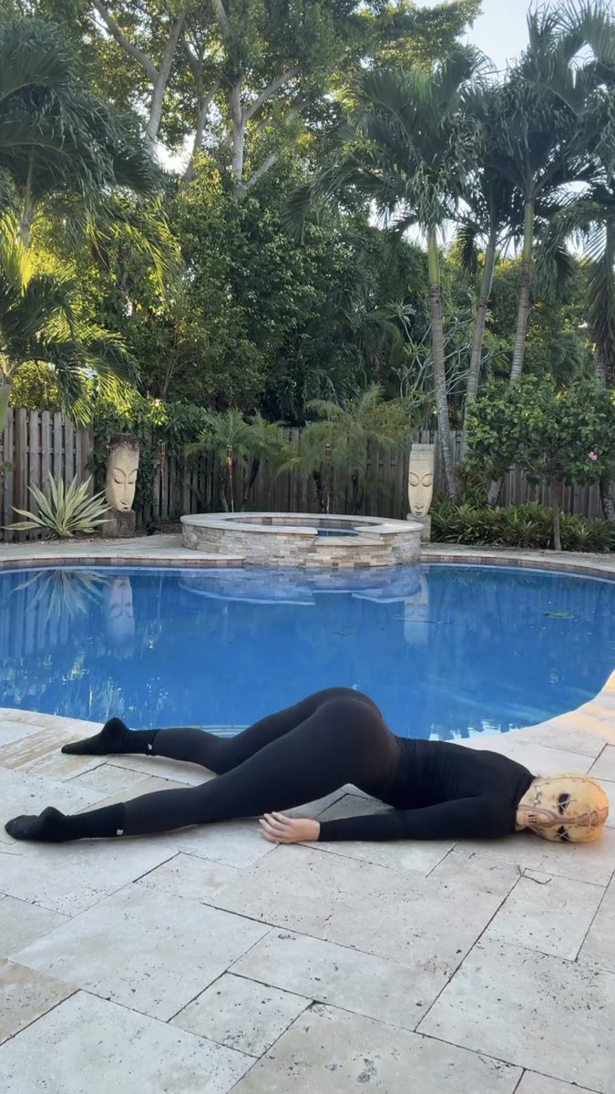 umdevv's tweet image. 