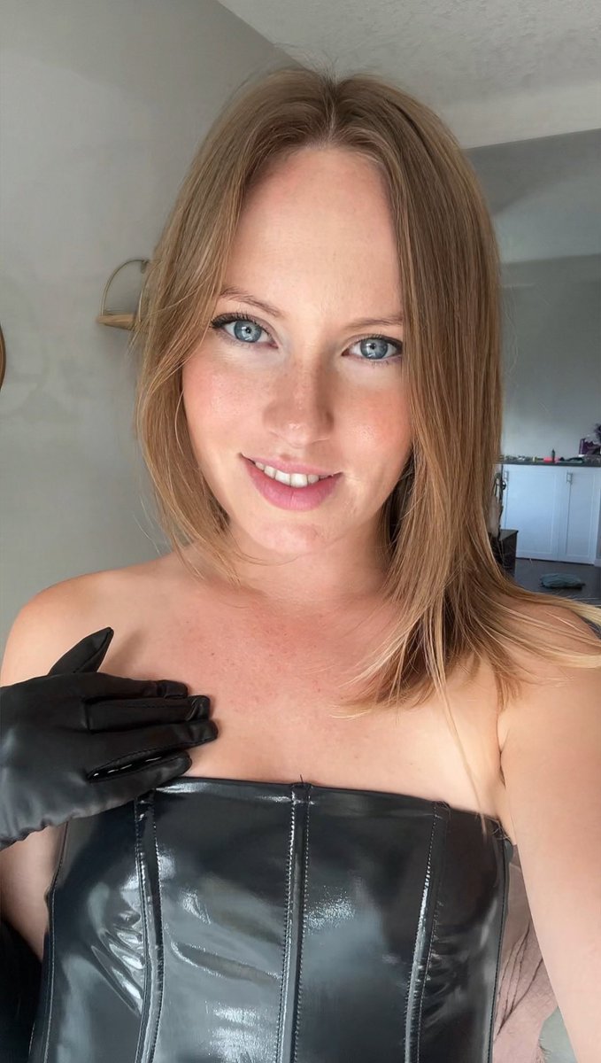 777GoddessAlexa's tweet photo. You look easy to take from 😋 https://t.co/kbmbY7u385
