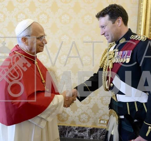 I love a man in uniform!

I’m not Catholic but I adore Pope Leo and am so impressed with his papacy so far. 

Here he is shaking hands with some guy in a kilt.