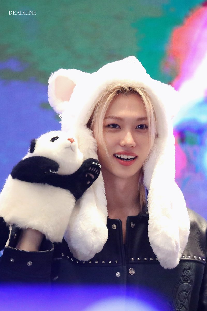 thisisdeadline's tweet photo. 251101 HQ 
#Felix #필릭스 #StrayKids #스트레이키즈 https://t.co/EZqJaq0NTj