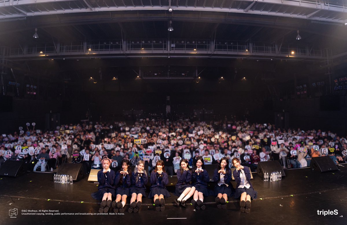 tripleS_JAPAN's tweet photo. [📸]

⋰
 tripleS ∞! 1st FANMEETING in Japan
 "SSSch∞!"
⋱

＼2部公演終了❕／

SSSch∞!で過ごした時間はどうでしたか💭
またすぐに会いましょうね🎶

#tripleS #트리플에스 #トリプルS
#トリプルエス #トエス #tripleS_Hatchi https://t.co/mjb8cXhm56