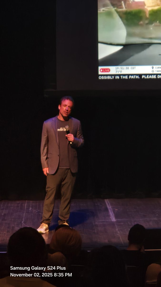 crackerjacksnr's tweet image. Awesome event @ReedTimmerUSA and thanks for the pictures @localmanweather and @StormCat5_