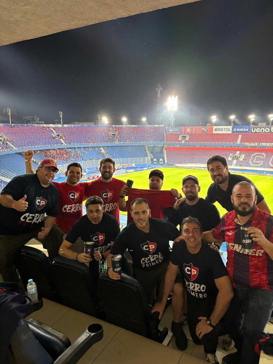 ¡Vamos Ciclón car*#"$%$%! 🔵🔴
#CerroPrimero