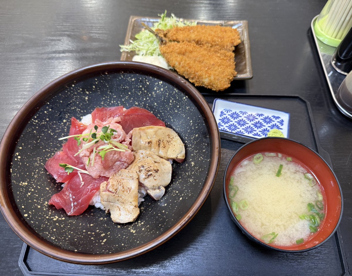 通りすがりのたい焼き屋 on X