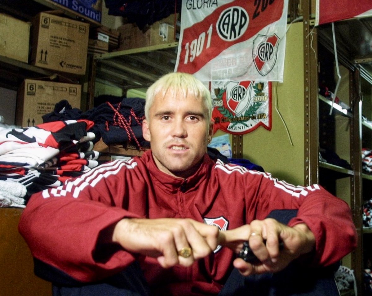 0800BLURRY's tweet image. 