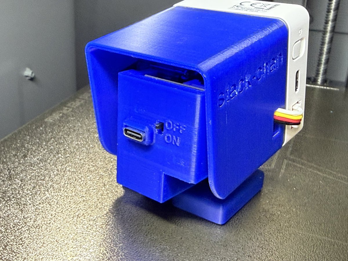 sat_chan_pe's tweet image. ｽﾀｯｸﾁｬﾝの外装を前に作り直してたのでP2Sで出力。あっちゅう間にできた。
あと高速だからか糸引きが殆どないのも良き。(材料はFlashforgeのPLA)
動作確認でちょっとイタズラしてみたw
カワイイヽ(´▽｀)/
#ｽﾀｯｸﾁｬﾝ
#P2S
#サンステラ
#Flashforge