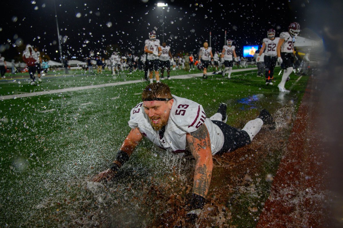 SIU_Football's tweet image. Had some fun in the ☔️🌧️

#Salukis | #BuiltFor