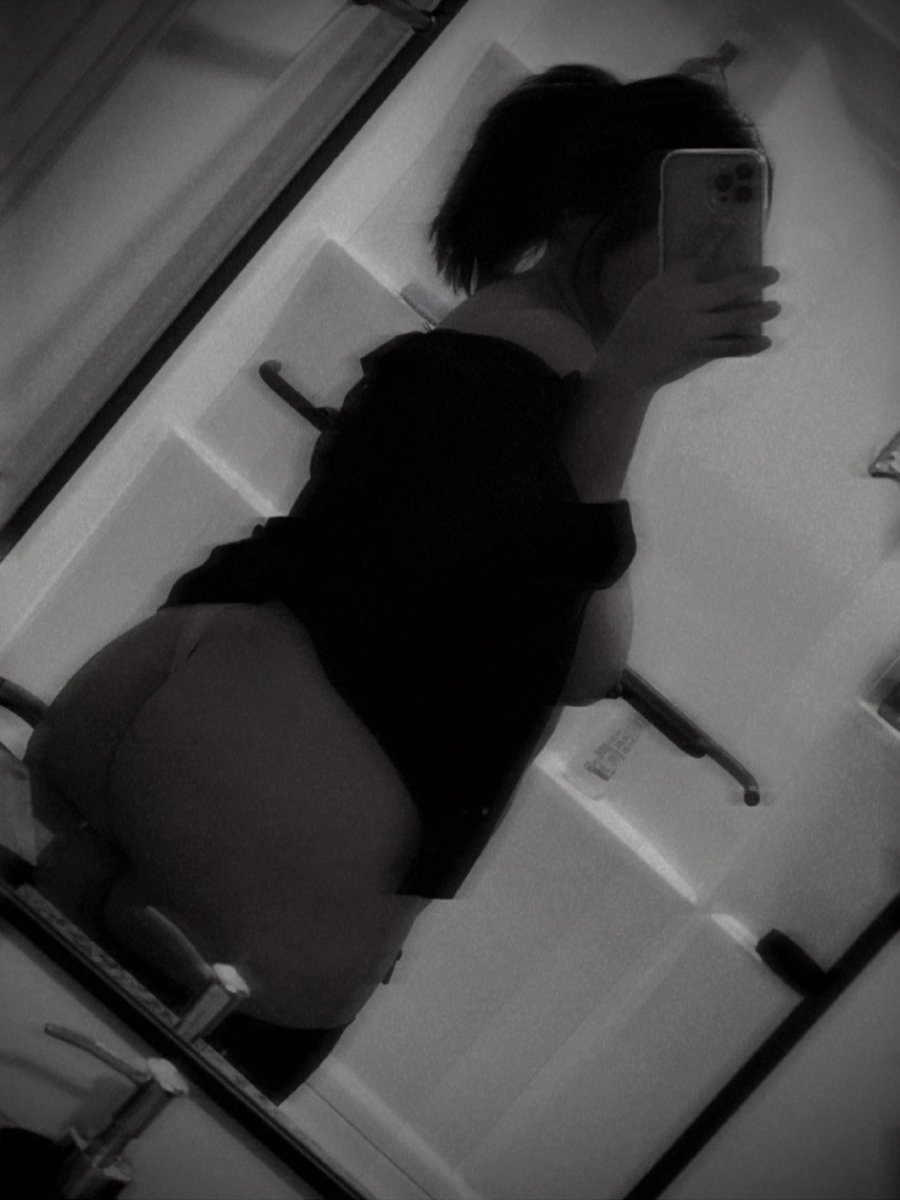 lovely_linlin's tweet photo. 🖤❤️🔥
#milf #easttx #texas #dallas #married #cuckqueen https://t.co/UZDVInA0sq