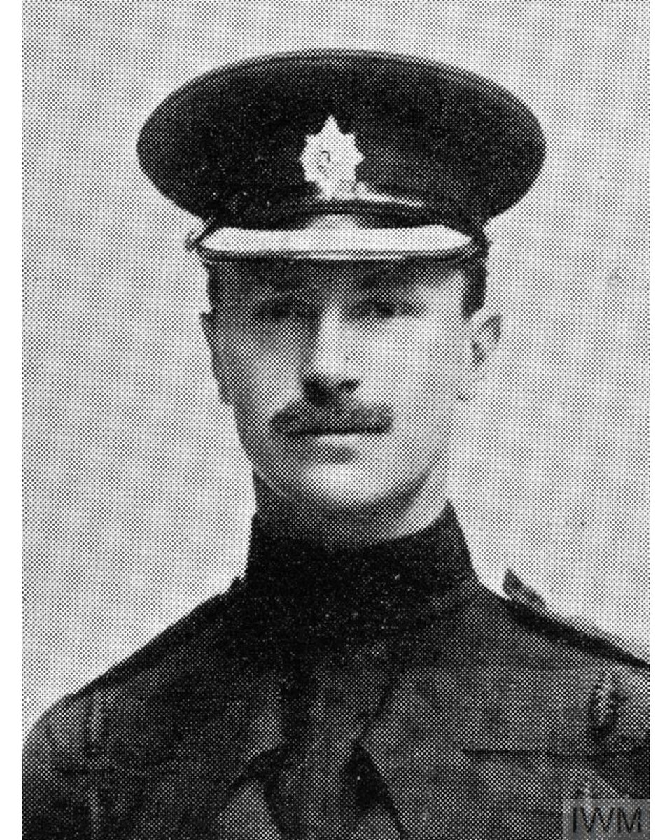 BritishHistorym's tweet image. Remembering Lieutenant Richard Charles Graves-Sawle 🇬🇧

2nd Battalion, Coldstream Guards.

Death: 2 November 1914, killed in action at Ypres, Western Front. 

Commemorated on the Menin Gate Memorial.

#lestweforget @ColdstreamGds #coldstreamguards