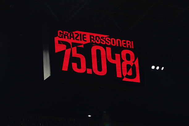 MilanPosts's tweet photo. Tonight San Siro is on Fire! https://t.co/9Zj6ZlNRHq