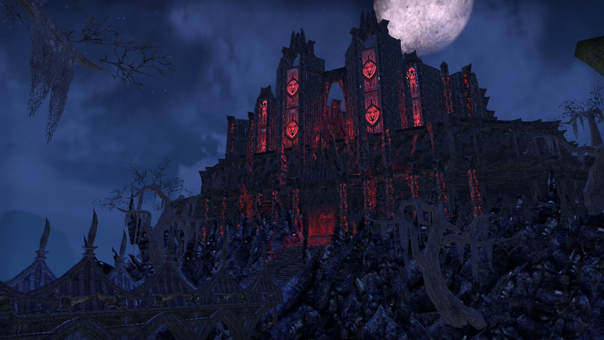 Great #ESO Haunted Houses by LexyShmexy, .Lilith., and CrimsonPhoenix2018👻👻👻

#ESOFam #ESOhousing