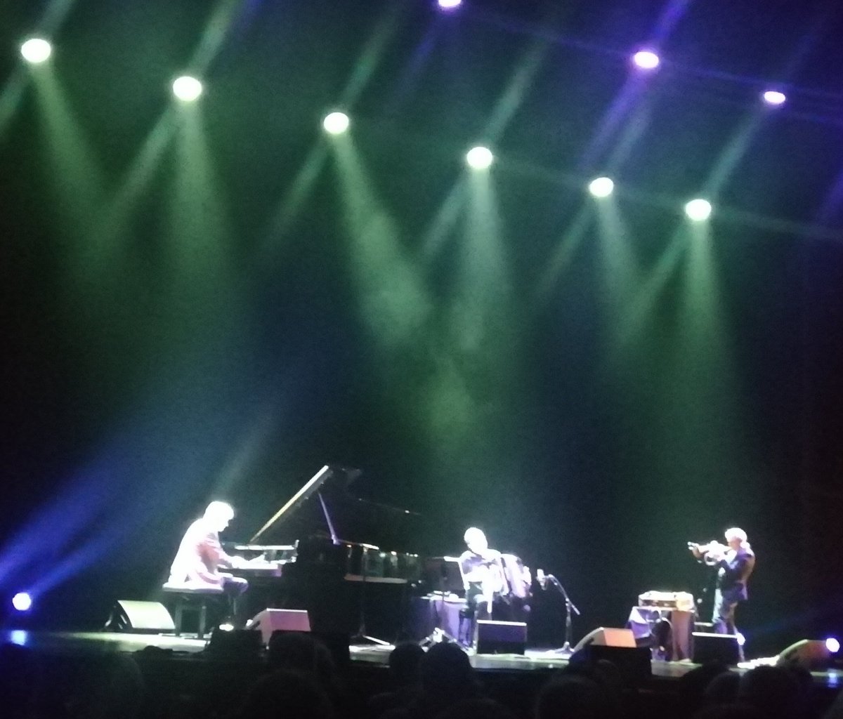 Paolo Fresu, Richard Galliano &amp; Jan Lundgren “Mare Nostrum”