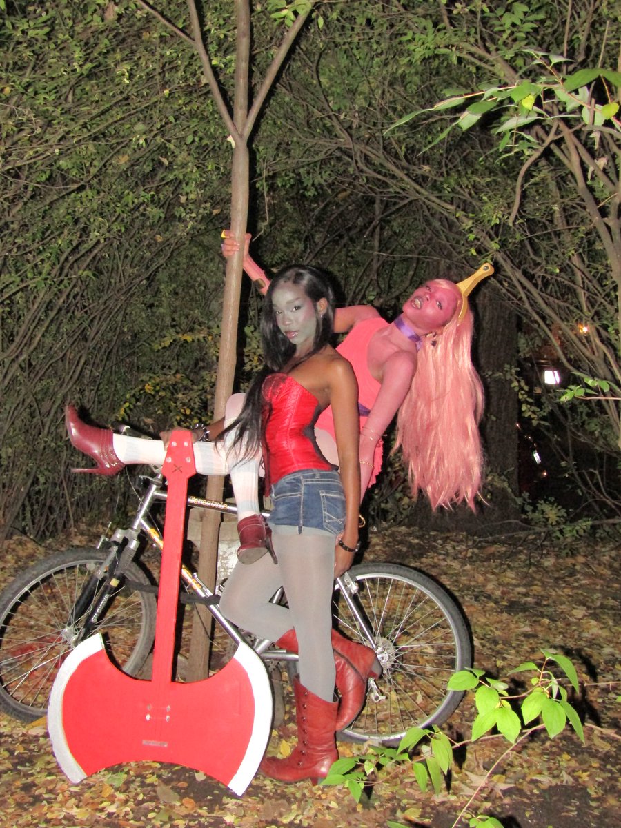 i love gay halloween !!