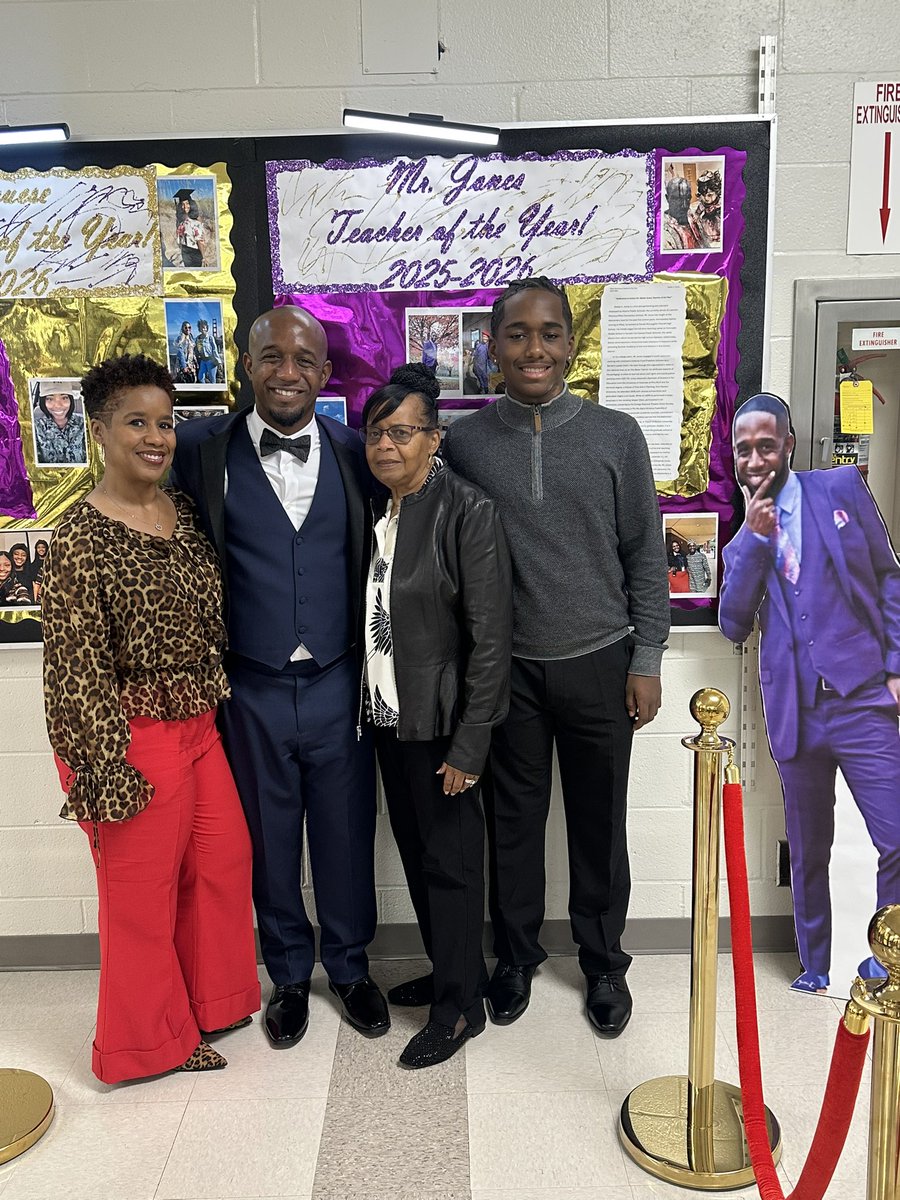 I’m so thankful to be Teacher of the Year! I love my L. P. Miles family! I appreciate everyone that poured effort, love, and talent into the Miles TOTY ceremony! It was absolutely amazing and my heart is so full! ❤️ #APS <a href="/MilesTigersAPS/">Miles Elementary</a> #APSarts <a href="/apsupdate/">ATL Public Schools</a>