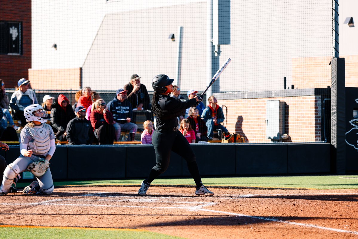 HOLY AUSHA 🫣

A pair of home runs on the day after a grand slam in the 7th! She's got 2 HR and 7 RBI on the afternoon.