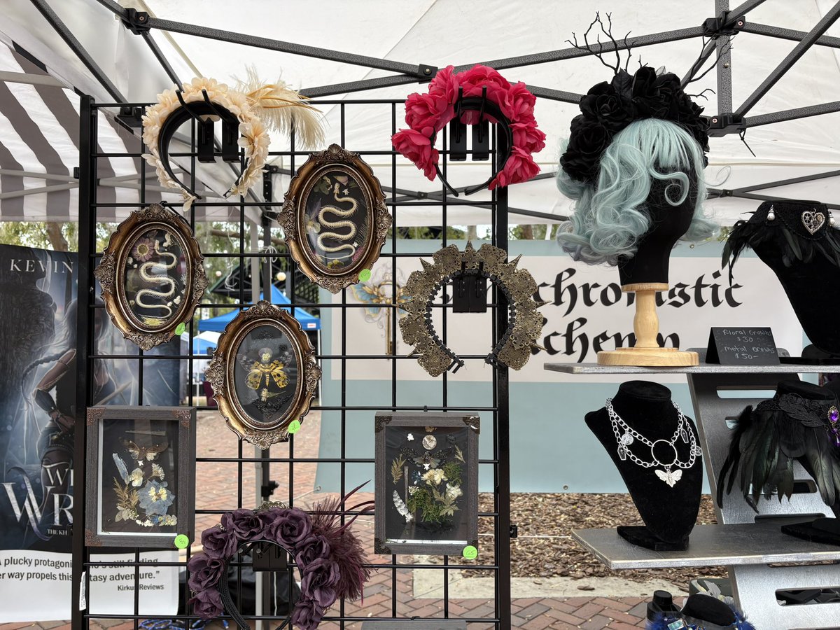 gracetucceri's tweet photo. It really was a great day at the Gainesville Oddities Market. I had a wonderful time interviewing April Davis, the owner of Anachronistic Alchemy, for @WUFTNews. https://t.co/AVqL7P4FPG