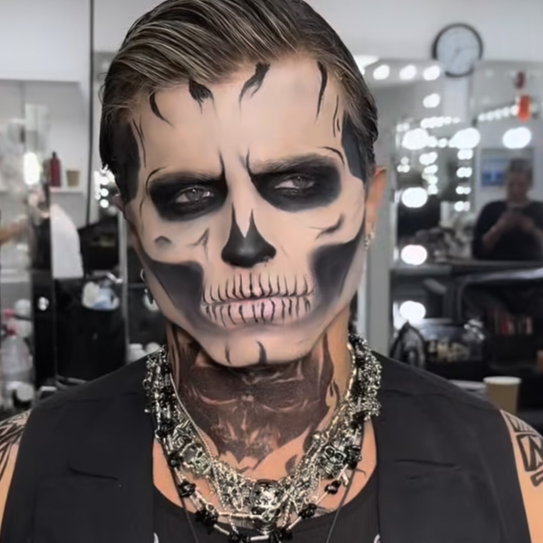 i fear i’m never getting over this look