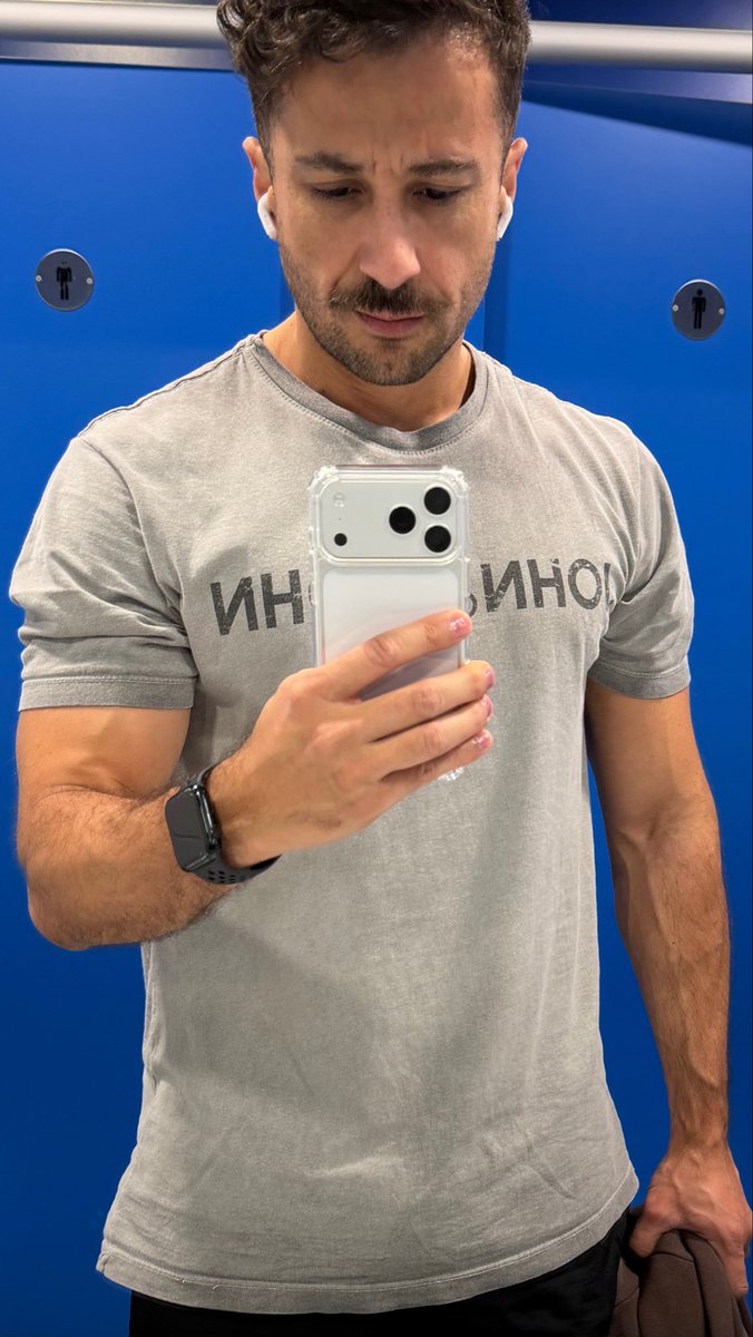 itjunior's tweet photo. 💪🏼🤳 https://t.co/CY5fTUKW7K