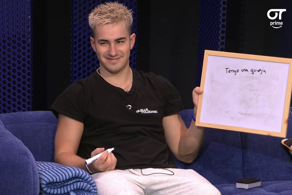 ArdienteGente's tweet image. Mi mensaje al realizador cada vez que no enfoca a Claudia y a Guille 🤣#OTDirecto2N