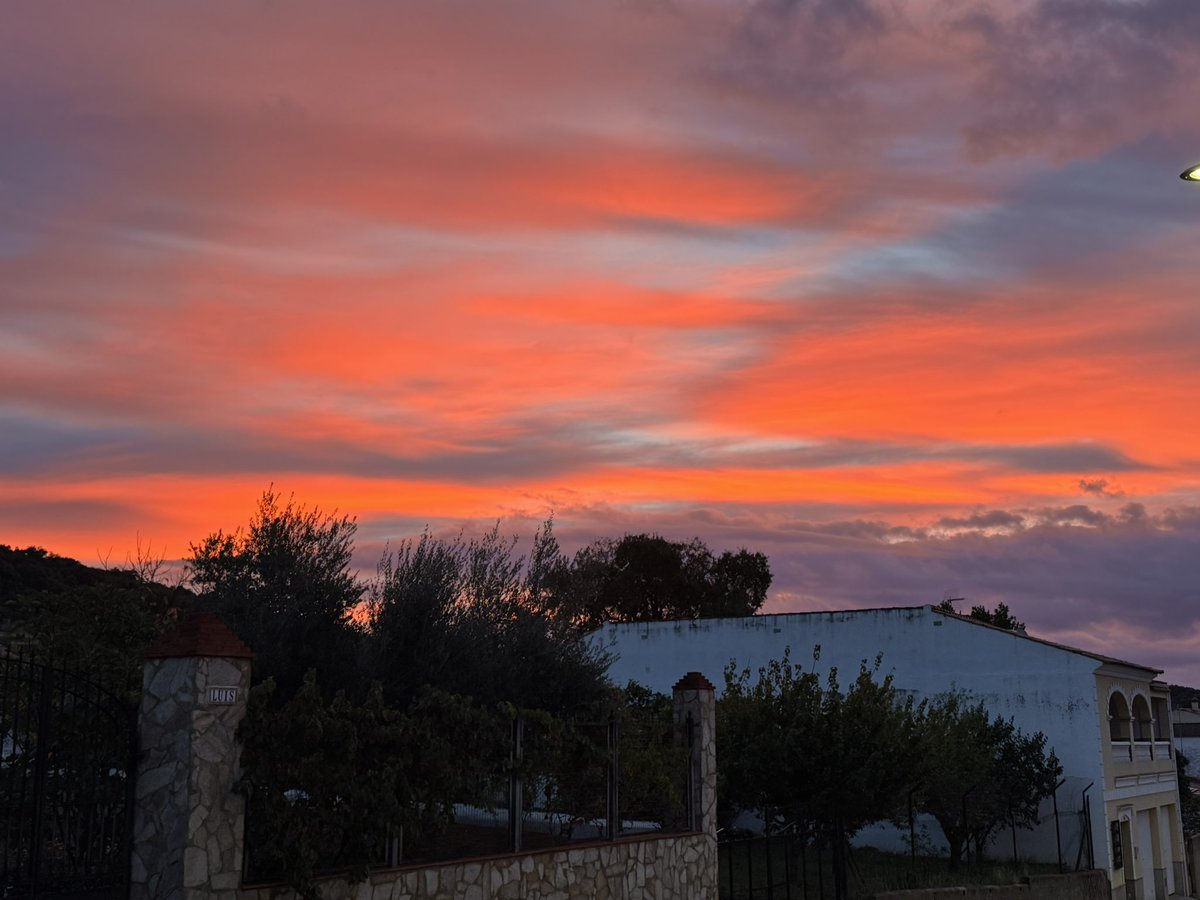 Abrazos en forma de colores… 
Un beso al cielo 👼