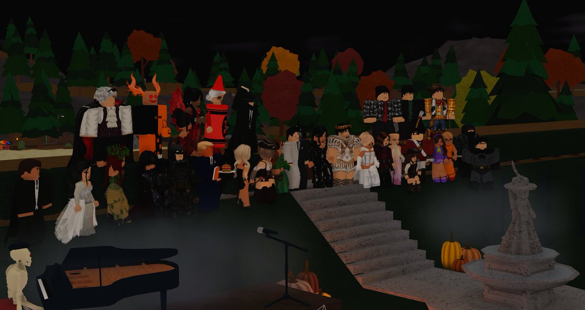 MatteoHall_'s tweet image. After many cancellations and rescheduling issues, the Halloween party finally took place. Thank you to everyone who attended this amazing event!