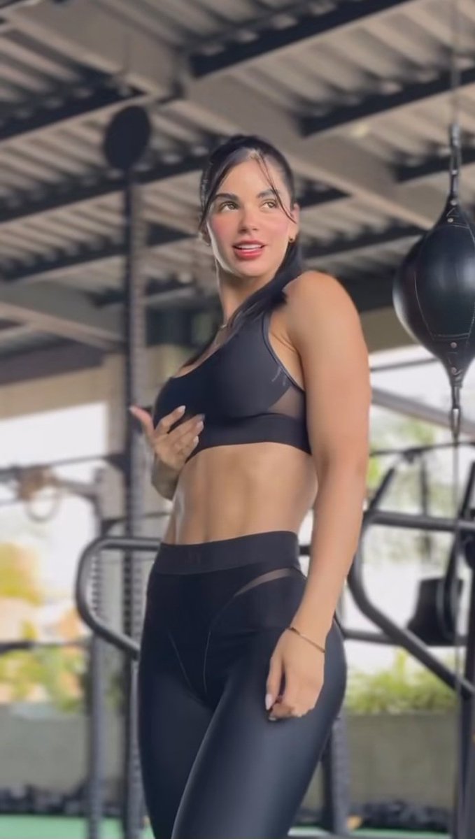 suna yildiz evli (@sunayildiz1234) on Twitter photo 