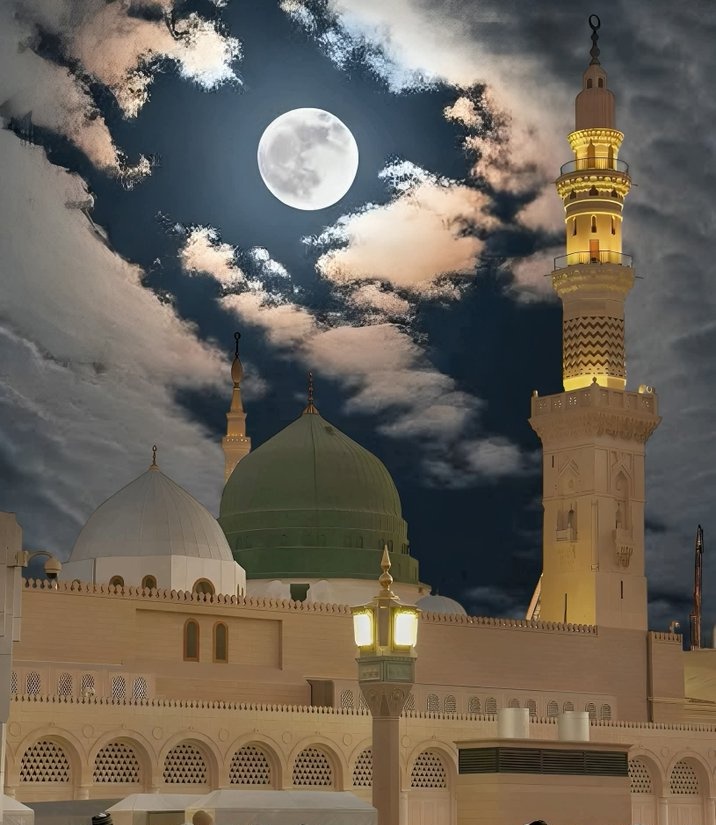 الوتر هو اللحظة التي تلتقي فيها روحك بالله دون ضجيج، حيث تُغسل الهموم بصمت وتُكتب لك بدايات جديدة لا يراها أحد.
هي الركعة التي تُعيد ترتيب قلبك، وتذكّرك أن من ناجى الله آخر الليل، لا يعود خالي اليدين أبدًا 
اللهم صّلِ وسَلّمْ عَلۓِ نَبِيْنَامُحَمد ﷺ🤍