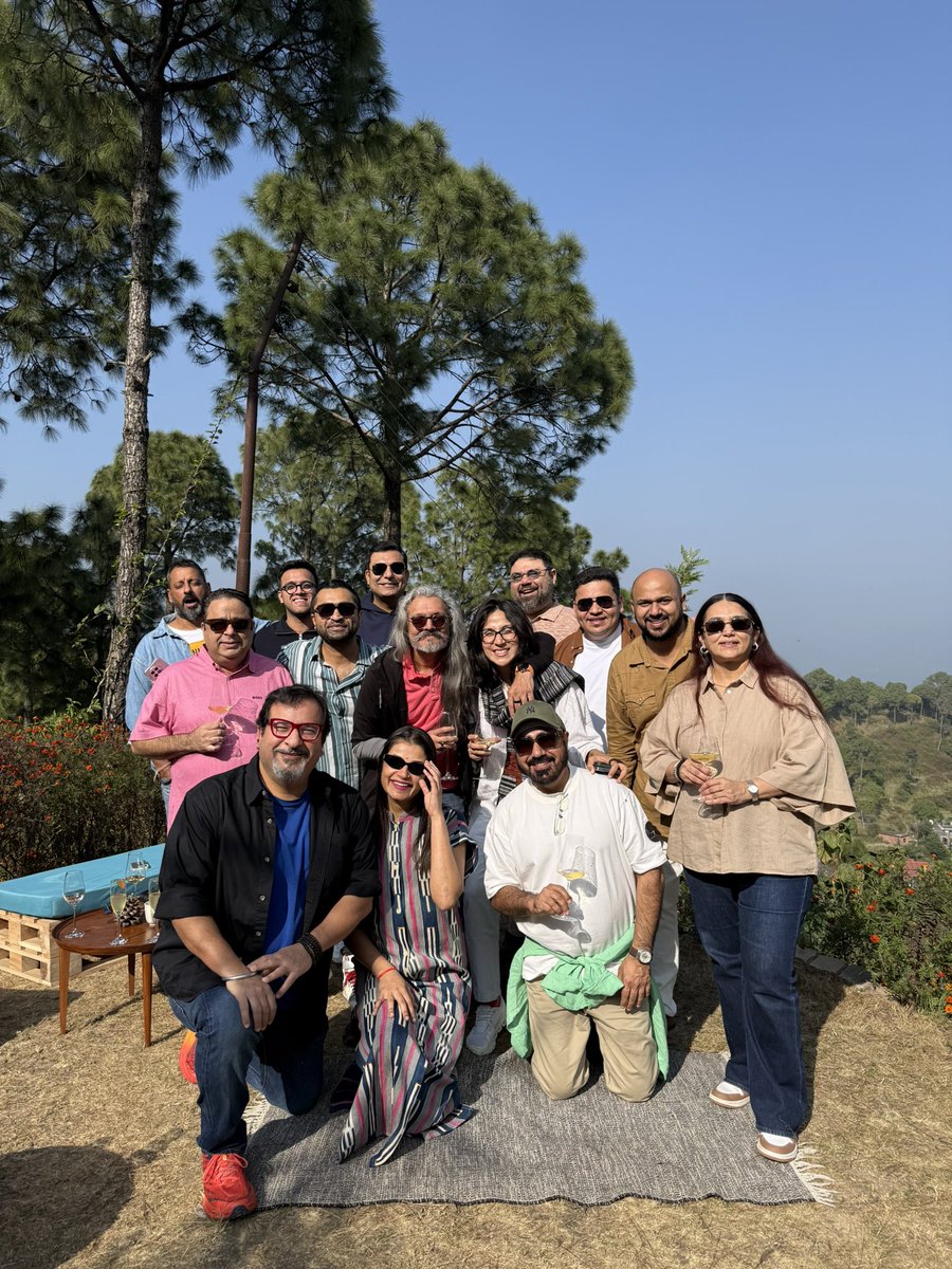 RockyEatsX's tweet photo. Welcome to #Naar near #kasauli in @Himachal . If you haven’t been to Naar yet, then you can’t know what pinnacles of taste Indian chefs and restaurants can provide.
Thank you @PrateekSadhu and everyone who made this 2 day getaway memorable !! The Naar team, you’re all stars ❤️ https://t.co/6KRfHkF8OK