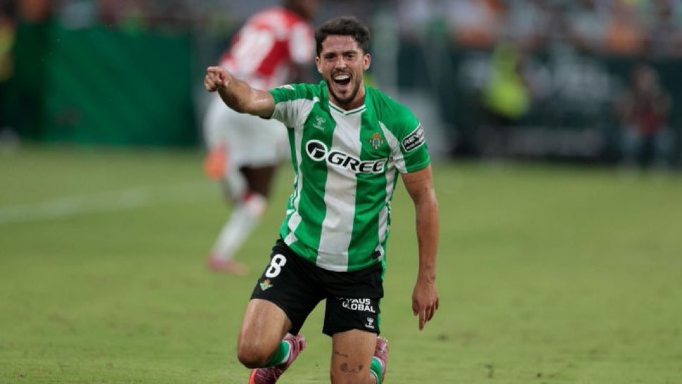 AlamyFutbol's tweet image. ¿Y de esta pareja de mediocentros cuando hablamos?

Vaya nivelazo Amrabat y Fornals.