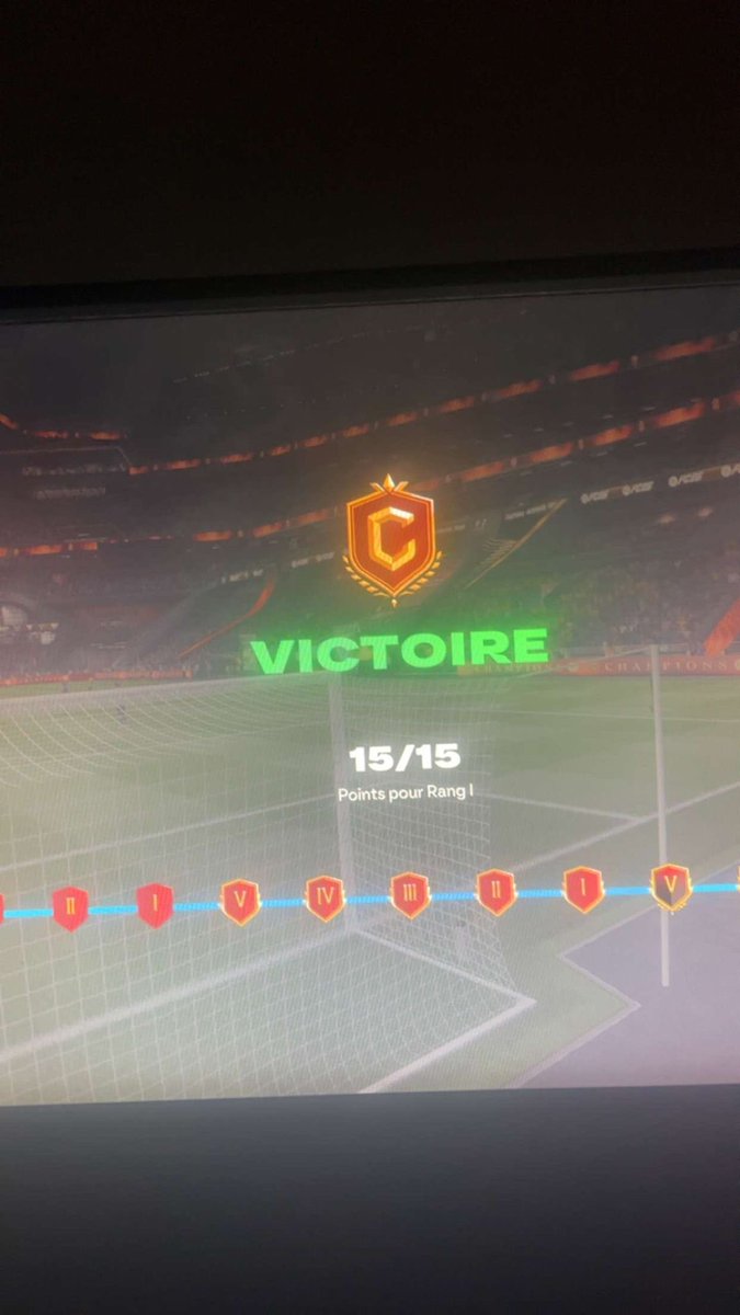 FANSDEFUTCHAMP tweet media