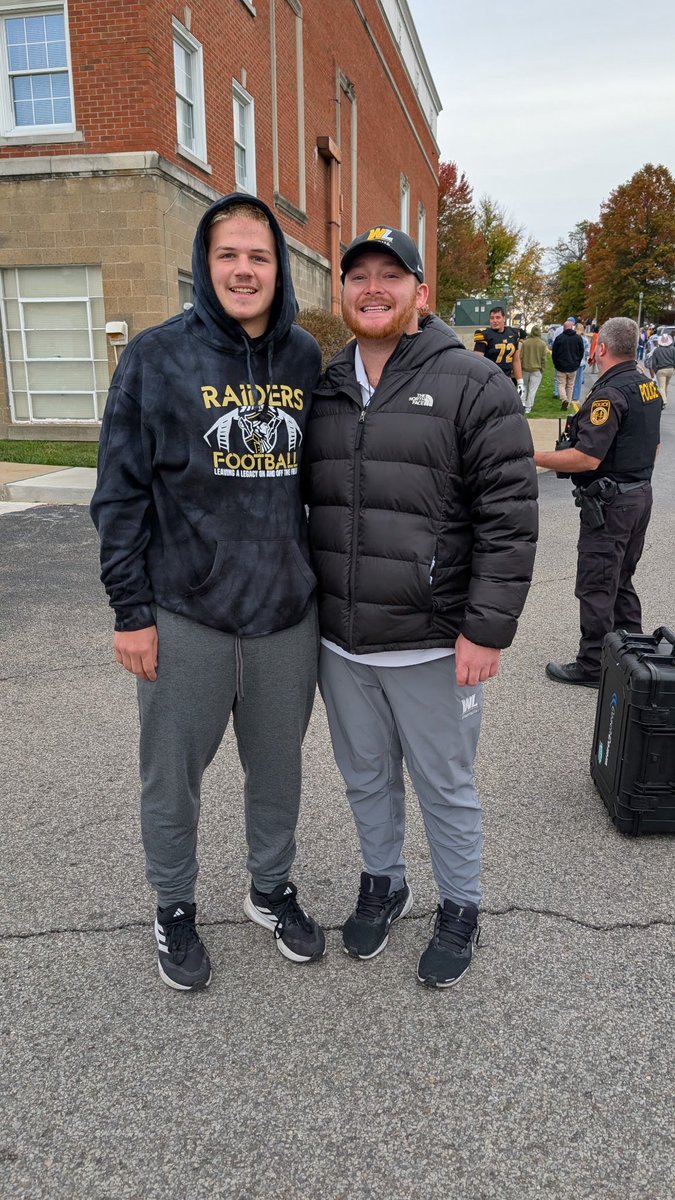 DanielK_39's tweet image. Last weekend I got to visit West Liberty University where I had a great time and got to experience how game day is as a Hilltopper. Thank you to @caydankeeler for the invite!!